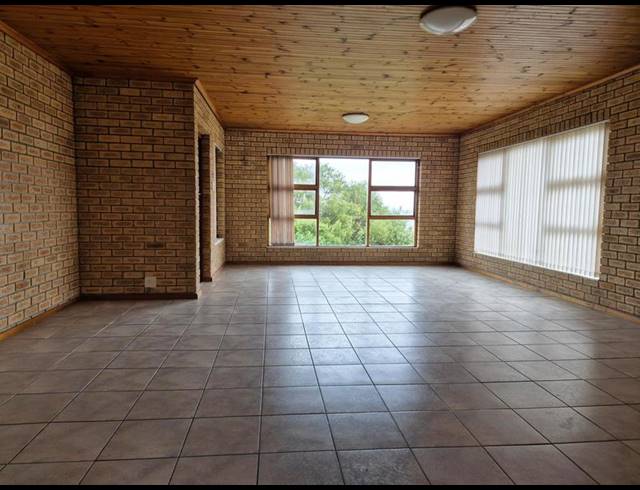 2 BEDROOM HOUSE FOR SALE IN FRANSKRAAL